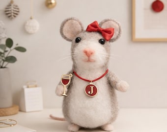 Nadelfilz Maus mit Weinglas -Personalisiertes Anfangsgeschenk-Set -Wolltier-Schreibtischdekoration -Minitierfigur - Geburtstagspartygeschenk