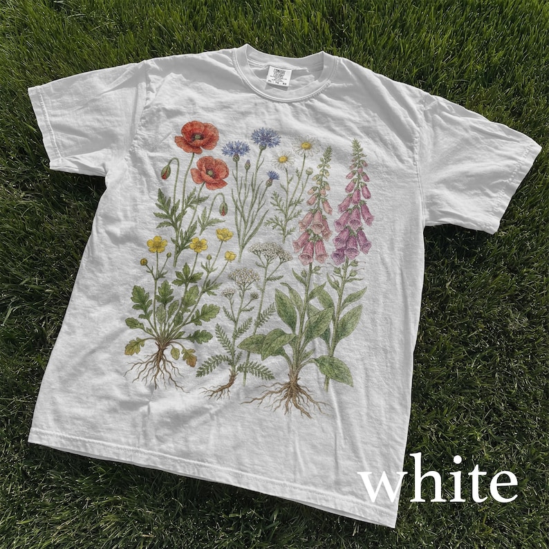 Vintage Wildflower Botanical Graphic Tee, Retro Cottagecore Comfort ...