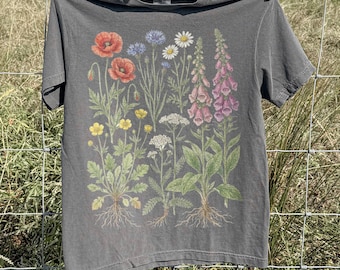 Vintage Wildflower Botanical Graphic Tee, Retro Cottagecore Comfort Colors® T-Shirt, Garden Flower Shirt