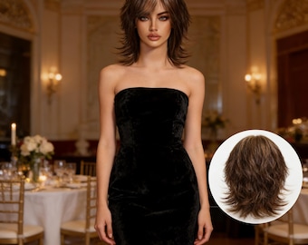 Aangepaste labels,bruinblonde gelaagde pruik met highlights - kort synthetisch haar met pony
