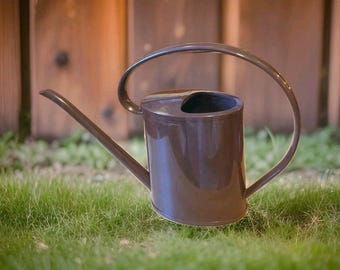 VTG-gieter Loopy-armhouder Kunststof bruine lange tuit Gemaakt in West-Duitsland