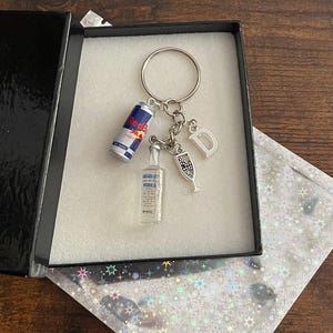 Red bull charms - Etsy 日本