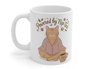 Versand aus Großbritannien | 11 Unzen 'Powered by Nip Tea' Handschuhe Illustration Tasse Katzenminze Tee Kaffeetasse