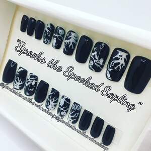 Fake nails, Halloween nails, Gothic nails, press on nails, glue on nails, false nails, made to order nails, spooky nails, fake nail set