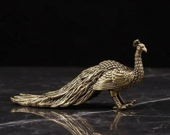 Solid Brass Peacock Figurine Retro Miniature Animal Statue Tea Pet Desk Decor Small Metal Bird Ornament Collectible Gift
