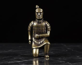 Retro Brass Terracotta Warrior Figurine Kneeling Archer Statue Chinese History Decor Miniature Soldier Ornament Asian Metal Art