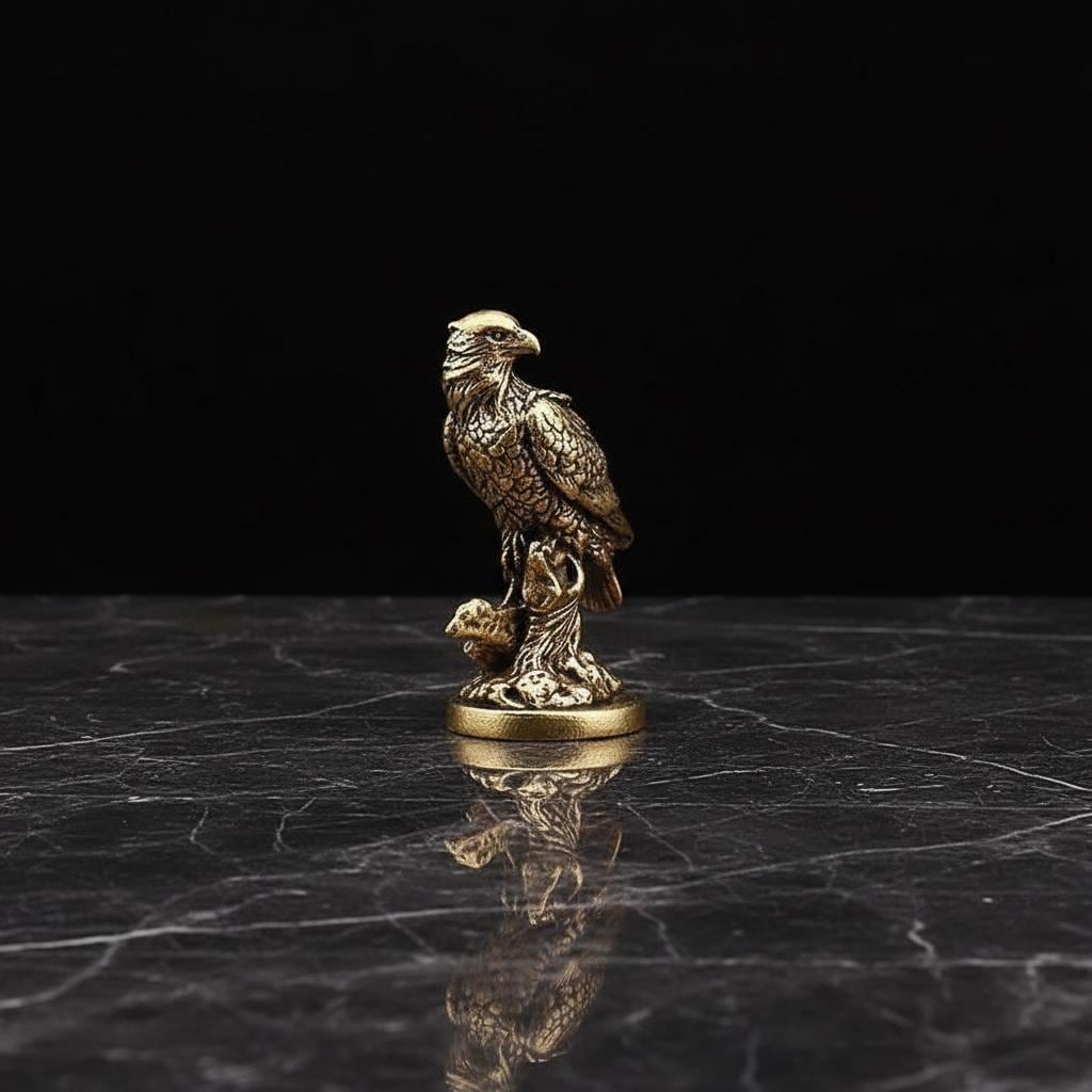 Statue Aigle en Résine Dorée - AIGLE - Collection Figurines Aigle - 23