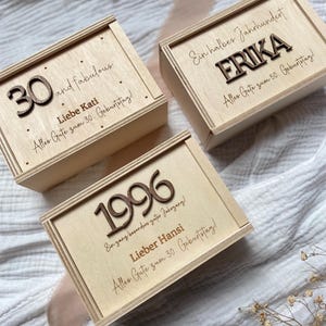 Geldgeschenk zum Geburtstag –  Geburtstagsgeschenk - Geldgeschenk Verpackung - Geschenkbox zum Geburtstag aus Holz - Happy Birthday