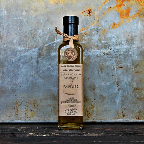 Garlic Infused  Extra Virgin Olive Oil - Extra Virgin Olive Oil - Garlic Infused - Italian Olive Oil- Garlic Oil