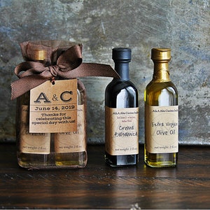Set de regalo de aceite de oliva y vinagre balsámico en bolsa de organza - Recuerdos de aceite y vinagre - Recuerdos italianos - Recuerdos de boda - Recuerdos de fiesta - Regalo para compañeros de trabajo