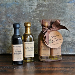 wedding favor olive oil and balsamic 2 fl oz bottles set