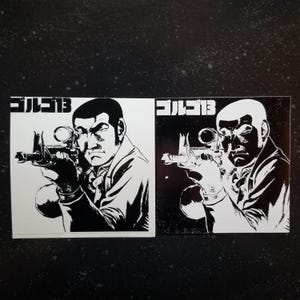 G13-sticker "Duke Togo" - 4 x 4" [weerbestendige vinyl bumpersticker] [Spy Thiller 70s manga]