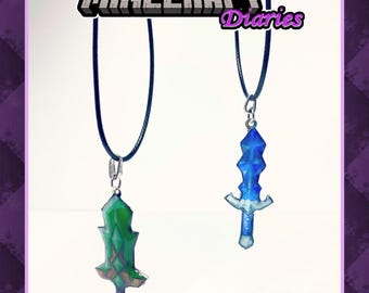 Collares de espada hechos a mano de Garroth y Laurance en Minecraft Diaries