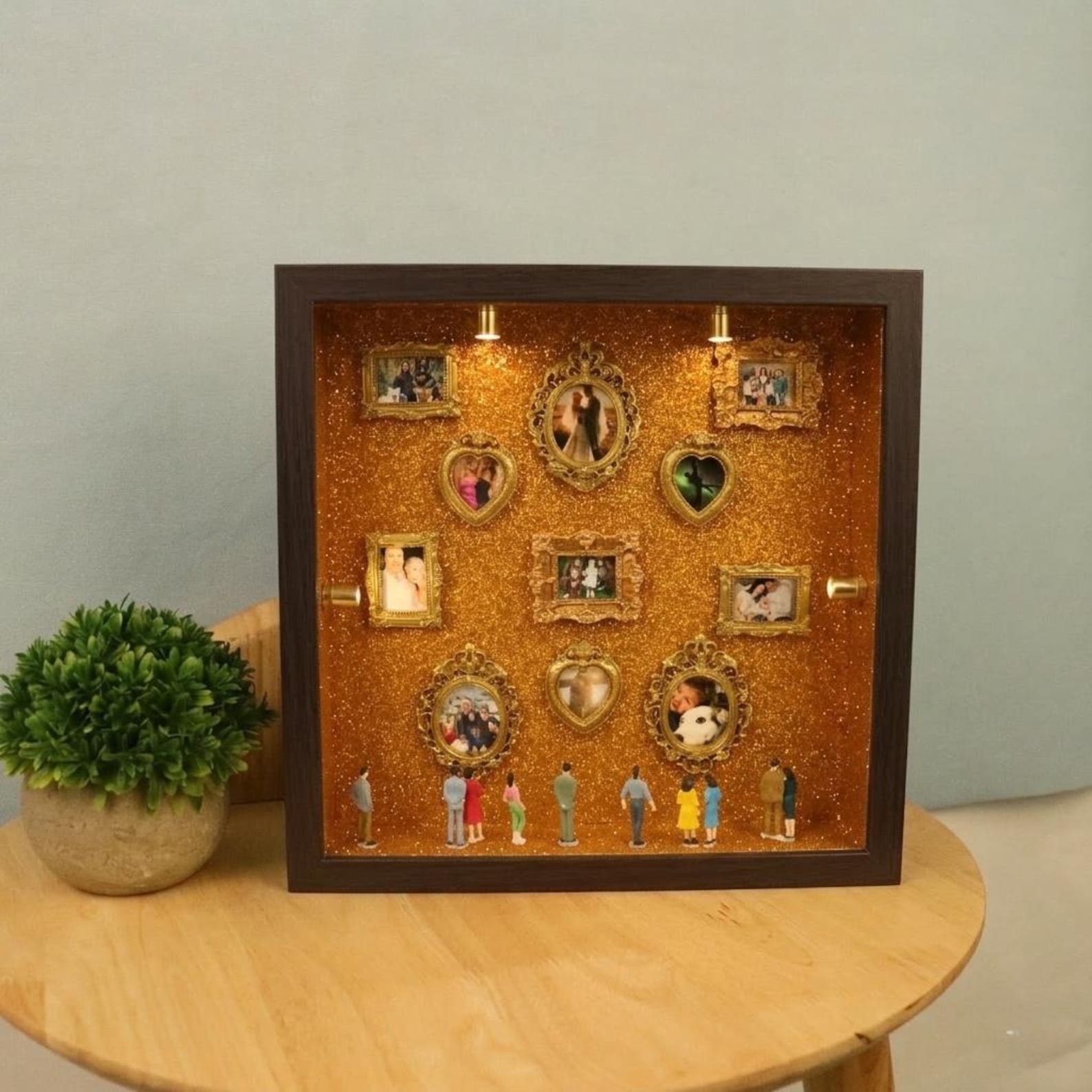 DIY Miniatuur Museum Silhouetdoos, Miniatuur Museumlijstjes met