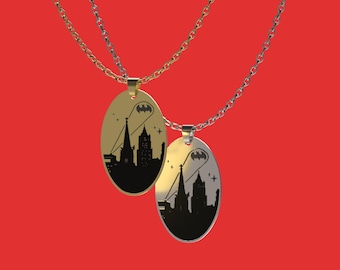 Collier pendentif en émail Batman Superbat - Or disponible