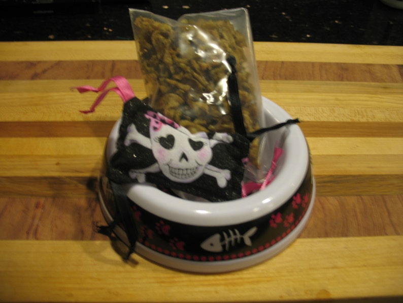 Black and Pink Cat Gift Basket with Homemade Treats Handmade Catnip Toy image 1