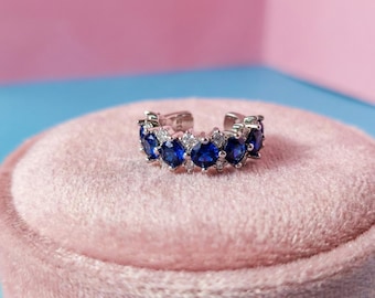 Orecchino a polsino con zirconi blu zaffiro • Argento sterling, senza piercing