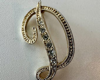 Vintage Letter D Brooch Pin Gold Tone Rhinestone Gem Jewelry Alphabet Initial