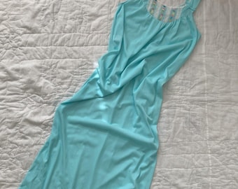 VTG Lingerie Maxi Slip 60s Berkliff Blue Floral Embroidery Size Small Romance