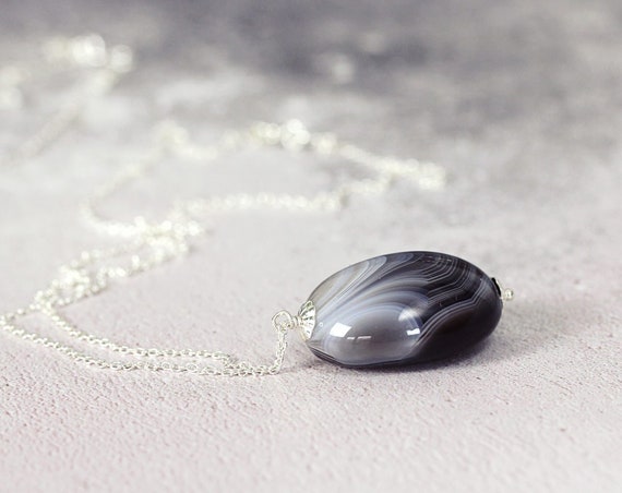 Agate Stone Necklace - Natural Stone Pendant