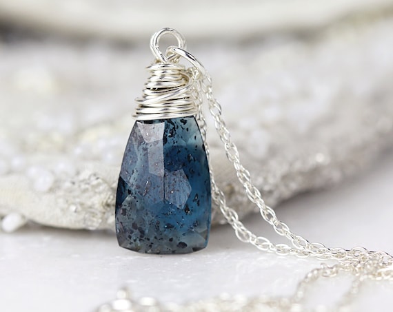 Moss Kyanite Pendant Necklace - Silver Kyanite Jewelry