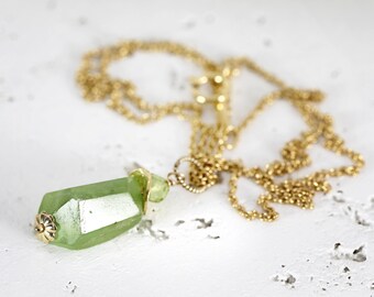 Raw Peridot Necklace - Raw Stone Necklace - Peridot Pendant - August Birthstone Necklace - Peridot Jewelry - Gemstone Jewelry