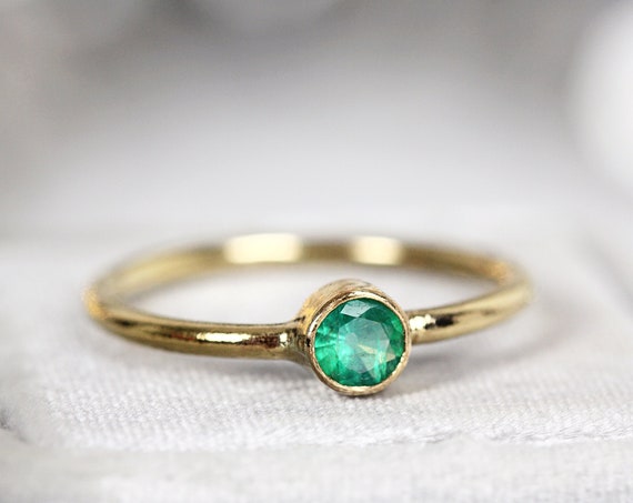 Minimalist Emerald Engagement Ring - Columbian Emerald Solitaire Ring Gold