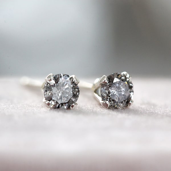Salt and Pepper Diamond Earrings - Real Diamond Stud Earrings Silver or Gold - Small Grey Diamond Studs 3mm - Modern Minimal Unisex Jewelry