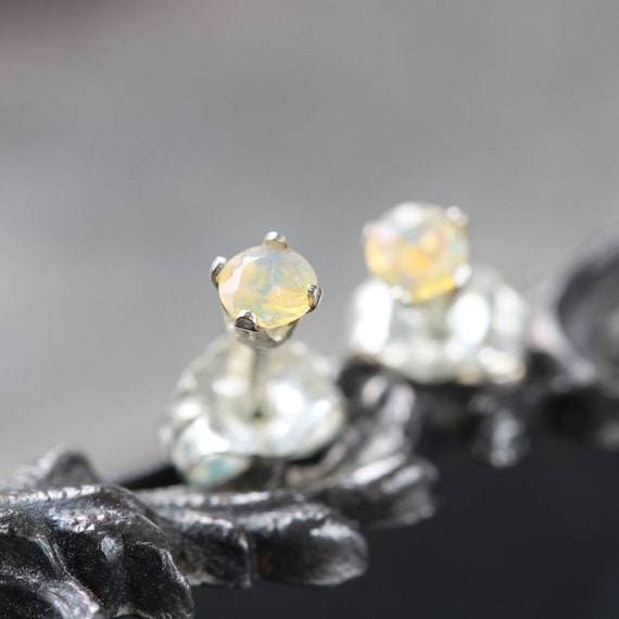 SINGLE Opal Stud Earring - Ethiopian Opal Earring