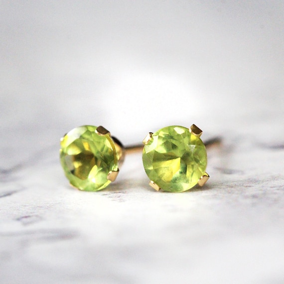 14k Solid Gold Peridot Stud Earrings - August Birthstone Gift