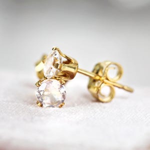 White Topaz Stud Earrings - November Birthstone Gift - 3mm 4mm 5mm 6mm Studs - Diamond Alternative - Stone for Calm, Balance, Confidence