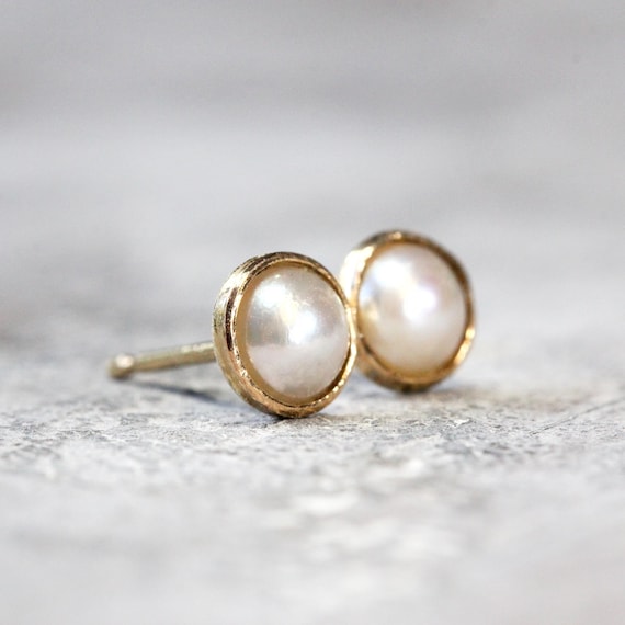 Pearl Stud Earrings - Genuine Akoya Pearl Earrings