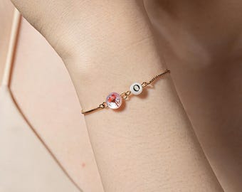 Custom Initial & Birth Flower Bracelet, Mother of Pearl Adjustable Bracelet for Women, Birthday Gift, Bridesmaid Gifts, Gift for Her
