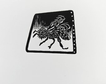 Wood engraving of a bee - Buzz...