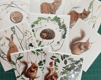Pack of 4 Greeting cards / notelets. Pick your own from 8 animals.