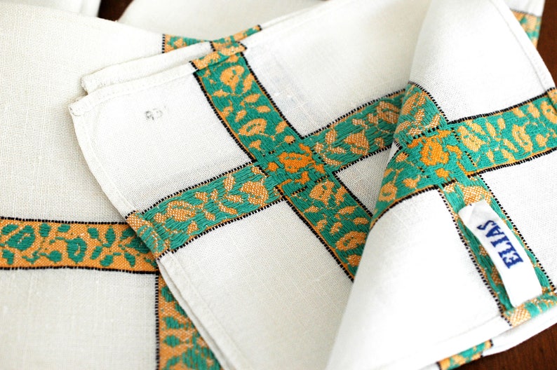 Vintage Belgium Linen Tablecloth 6 Napkins Set in White with Green Yellow Woven Trim VERY EXCELLENT