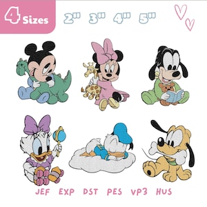 Pode incluir: Um conjunto de designs de bordado digital com seis personagens Disney bebés: Mickey com um dinossauro, Minnie com uma girafa, Pateta a ler, Margarida com um chocalho, Pato Donald a dormir numa nuvem e Pluto com um osso. Texto: 4 Sizes 2" 3" 4" 5" e formatos JEF, EXP, DST, PES, VP3, HUS.