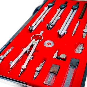 Vintage Japanese Drafting Tools Set UCHIDA KD-SE | Precision Compass & Technical Drawing Instruments for Architects.