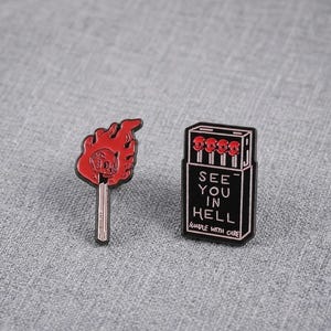 Broszka z emalii „Do zobaczenia w piekle” z pudełka zapałek, broszka z płonącą czaszką, gotycka przypinka do klapy