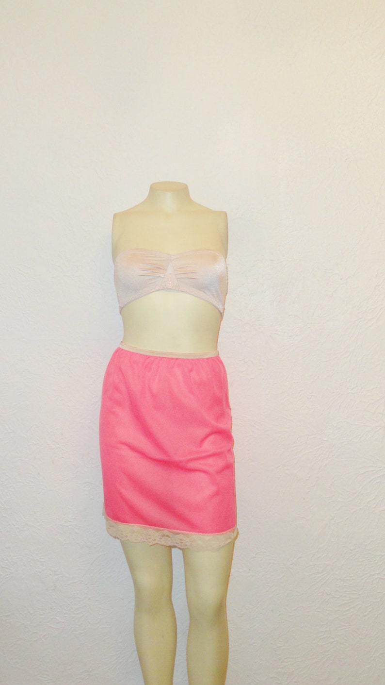 50s 60s Vintage Half Slip 50s BRIGHT Coral Pink Vintage Nylon Half Slip 60s Bright Coral Pink Nylon Mini Slip Size small image 9