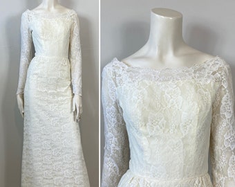 Sophisticated 50s 60s Ivory Off White Lace Wedding Dress With Back Bustle and Train XXS