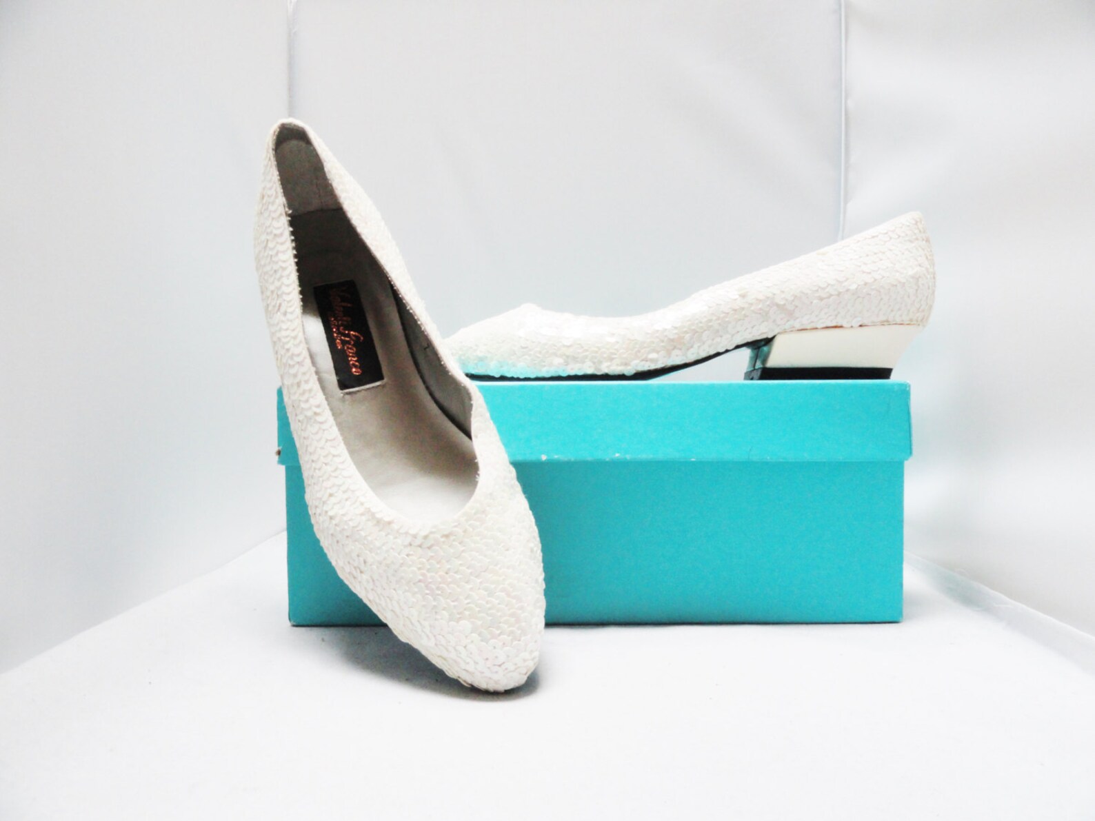vintage shoes 80s sequined flats valenti franco collection iridescent ballet flats size 7 deadstock