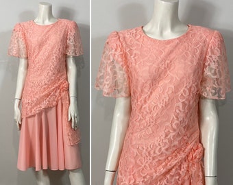 80s 90s Peach Lace Dress| 80s 90s does 20s Flapper Style Daytime Semi-Formal Dress| Mother of the Bride Dress Size 10 Modern Medium