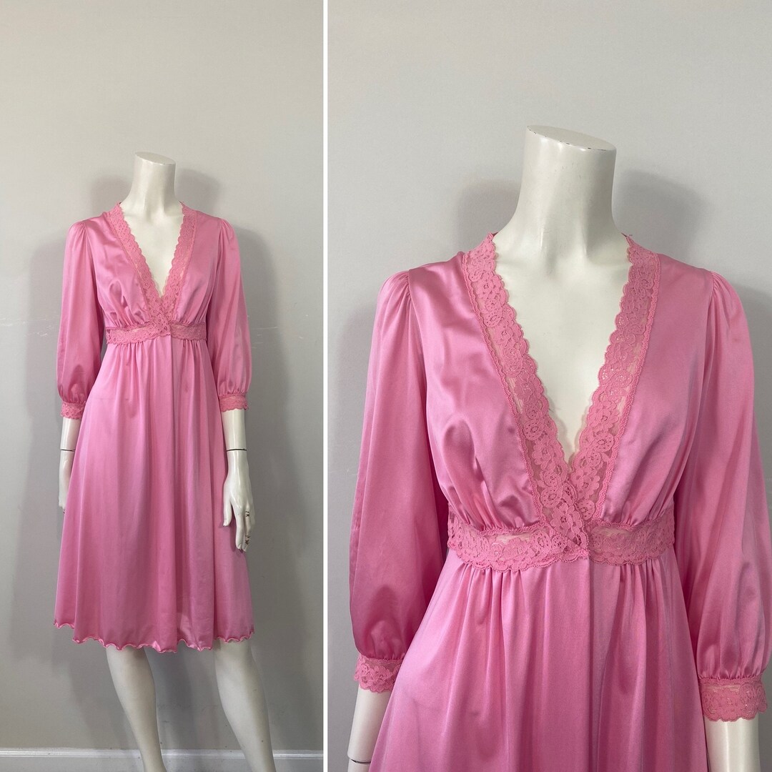 70s 80 Pink Satin Dressing Gown Robe 70s 80 Shadowline Pink Nylon