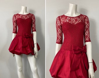 Y2K Semi-formales Kleid aus roter Spitze mit Blasenrock| Formelles Kleid für die Feiertage XS