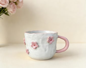 Handmade Pink Daisy Mug – Ceramic Flower Coffee Cup, Cute Tea Cup, Housewarming & Birthday Gift