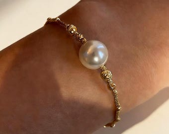 Handmade  18K Gold Warm-Tone Pearl Bracelet – Australian White, Sterling Silver Clasp