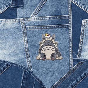 Anime Chinchilla Patch, Studio Ghibli Totoro Embroidered Badge, Kawaii Applique (Iron-On)