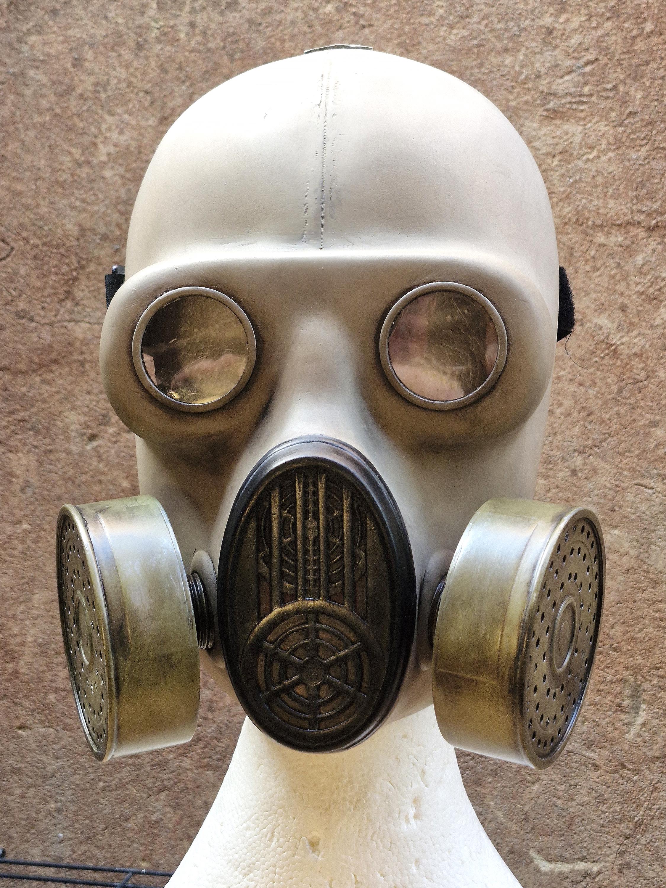Israeli gas mask - Etsy 日本