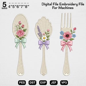 Könnte beinhalten: Eine digitale Stickdatei für Maschinen mit drei beigen Utensilien: ein Löffel mit einer rosa Rose und mintfarbener Schleife, ein muschelförmiger Löffel mit Lavendel und violetter Schleife sowie eine Gabel mit rosa und blauen Blumen und rosa Schleife. Text: 5 SIZES 4"5"6"7"8" Digital File Embroidery File For Machines PES DST EXP JEF VP3.